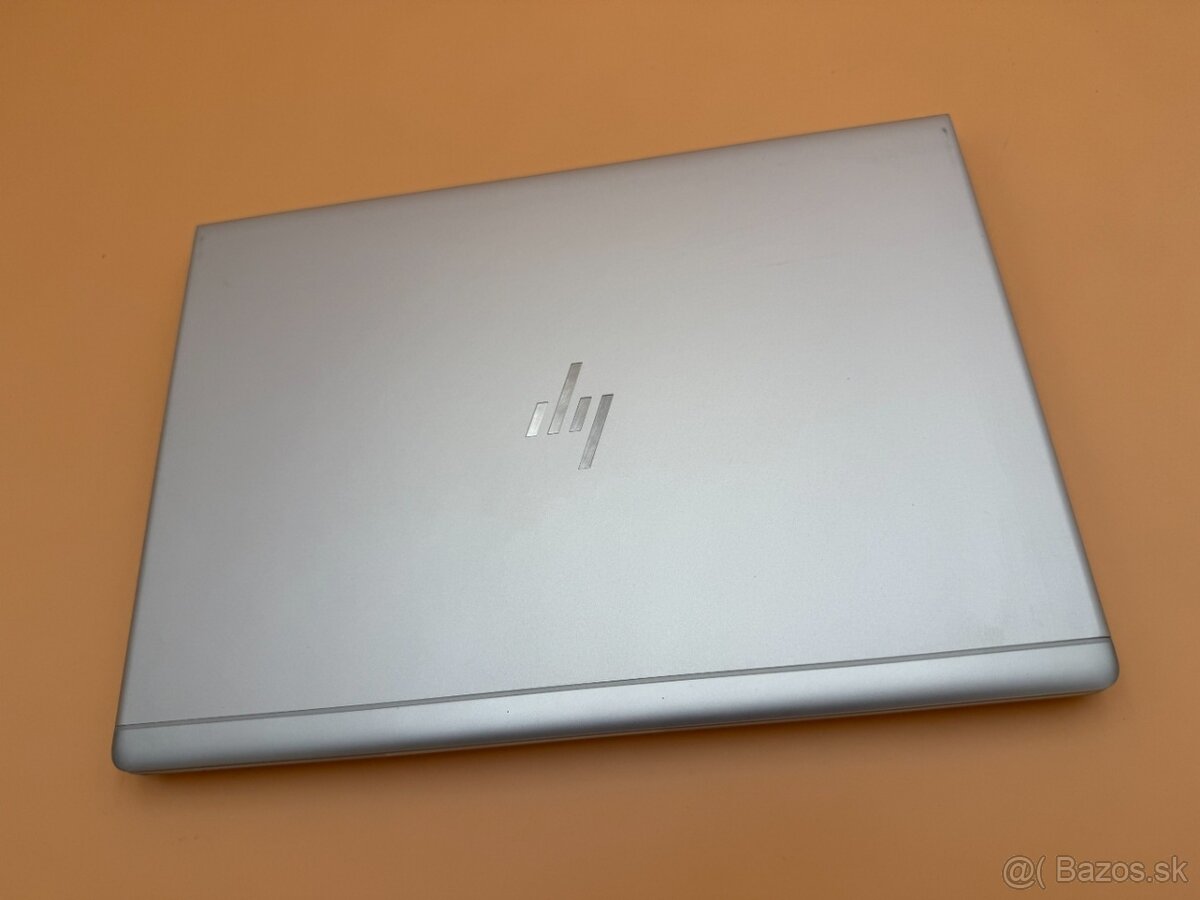 Notebook HP 14″ s procesorom Intel Core i5 a 32 GB RAM