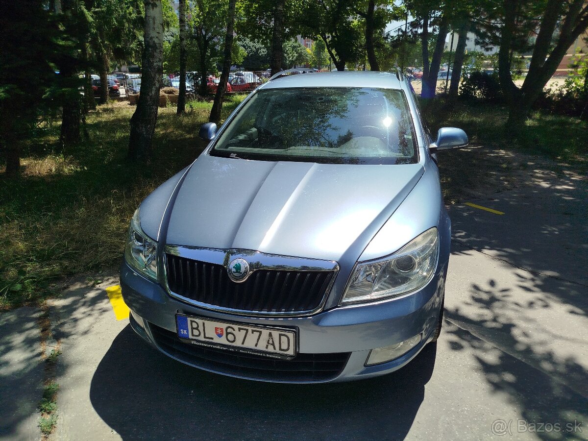 Oktavia combi,r.v 2011 motor 1.4 TSI benzín