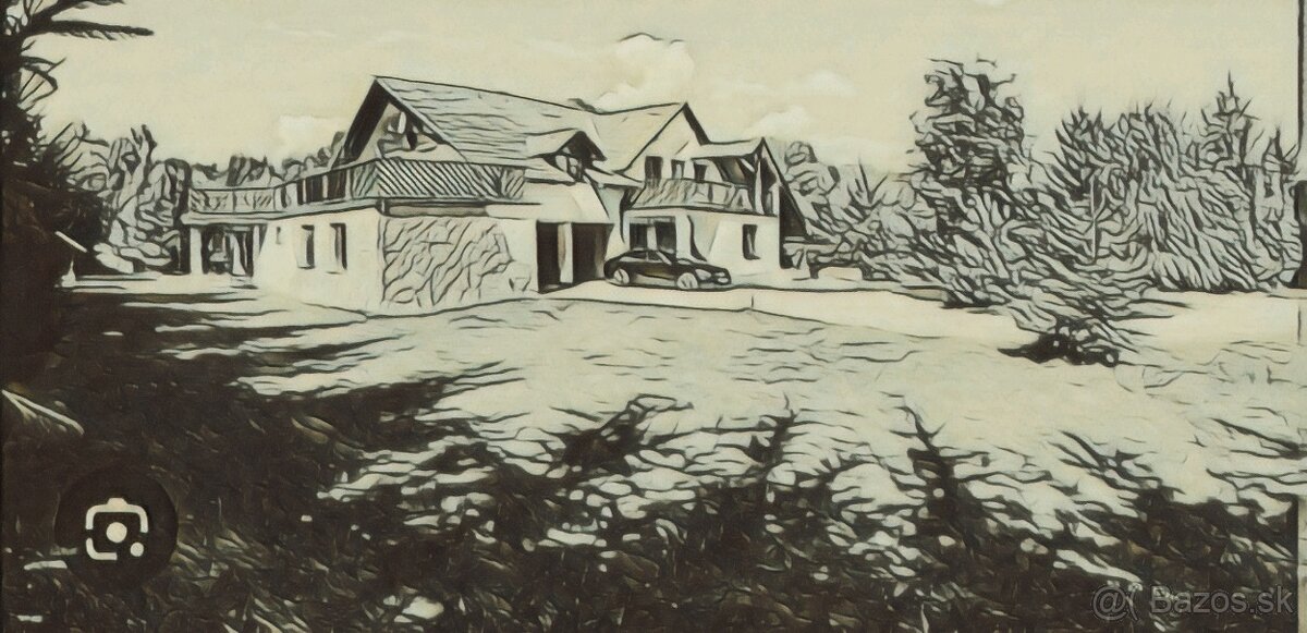 Vekky dom s velkym pozemkom