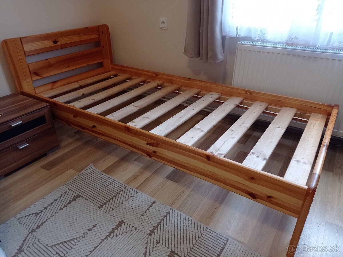 Drevená posteľ 90x200