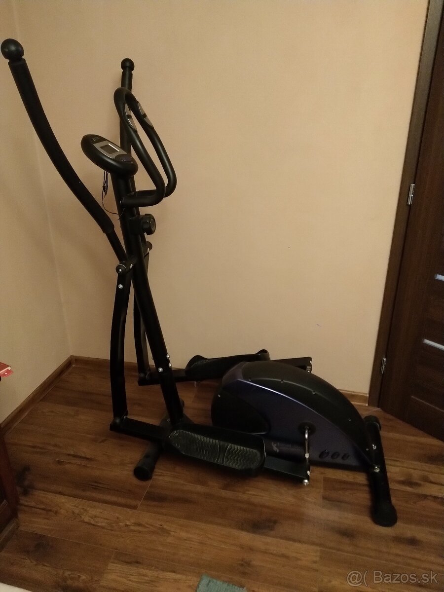 Eliptický trenažér