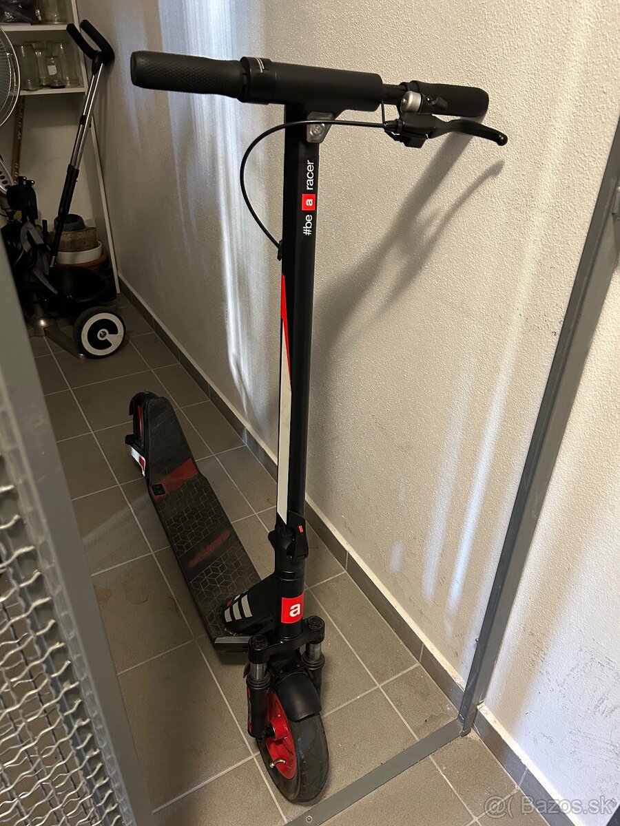 Elektricka kolobezka