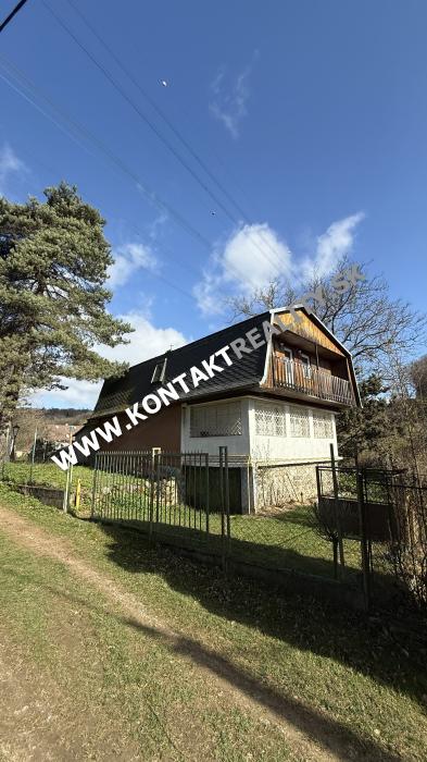 Záhradná chata s priestranným pozemkom 1444m2 Baška časť Maš