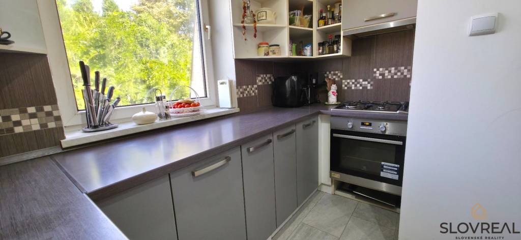 SLOVREAL - Predaj rodinného domu - Handlová