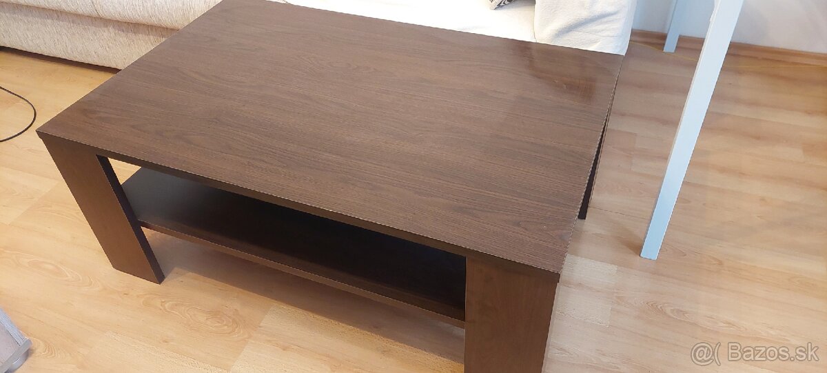 Konferenčný stolík