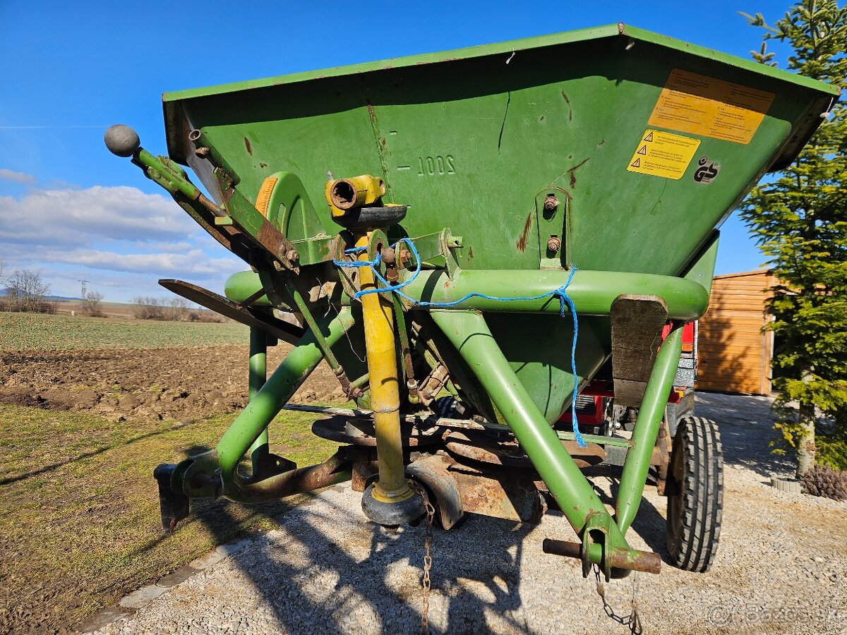 Rozmetadlo umelého hnojiva AMAZONE