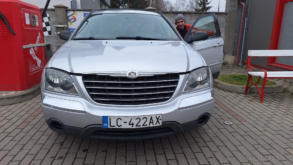Chrysler pacifica