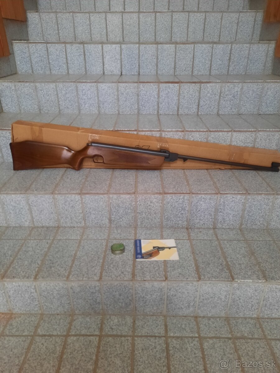 Vzduchovka slávia 631