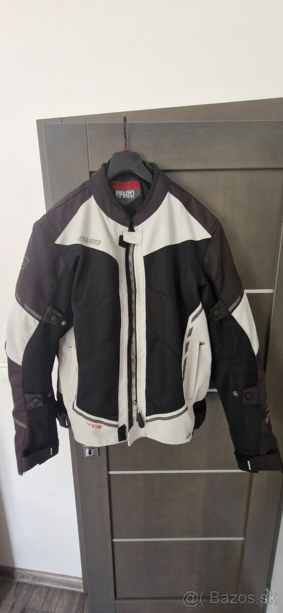 Moto bunda
