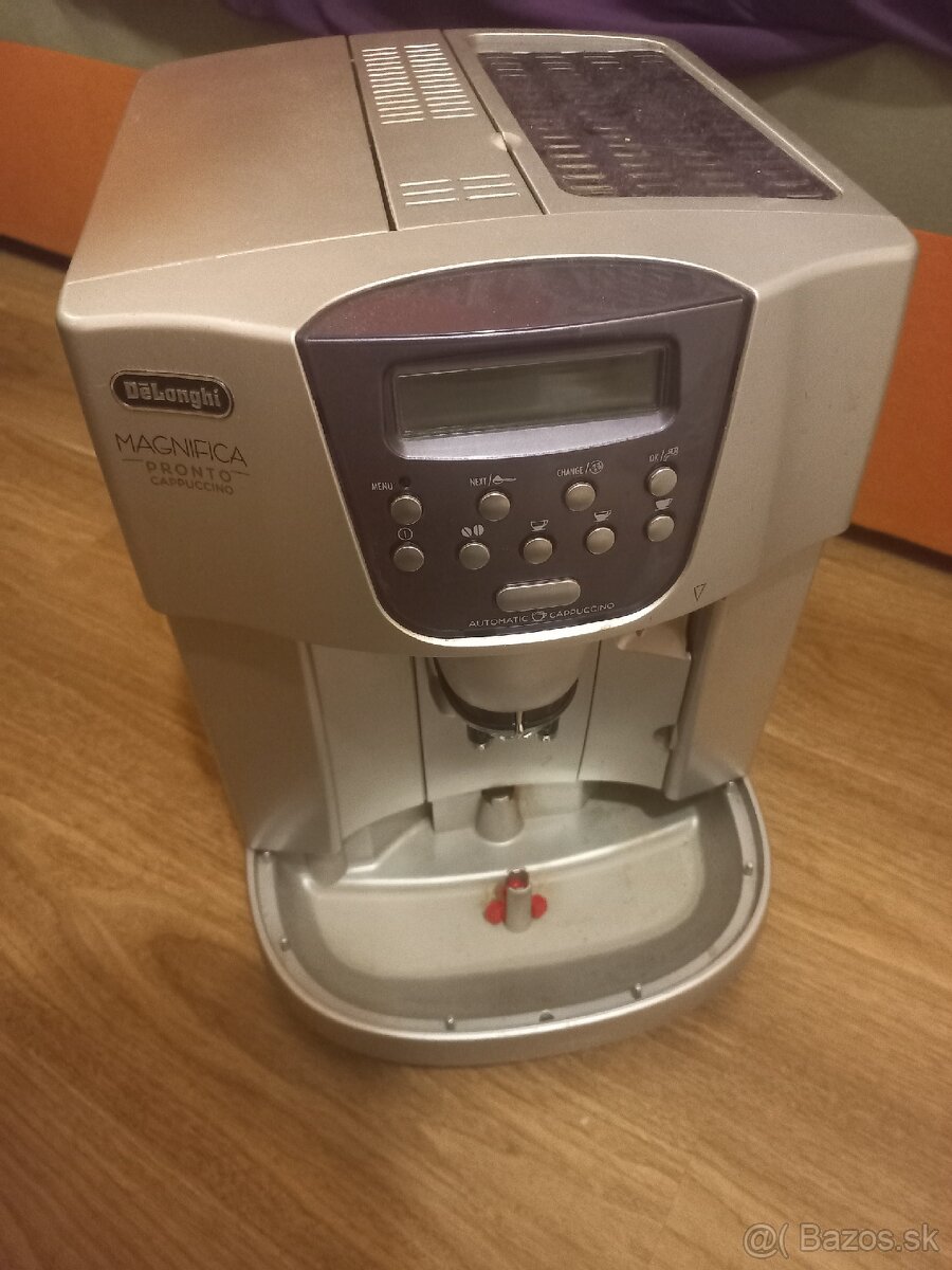 DeLonghi Magnifica Pronto Cappuccino