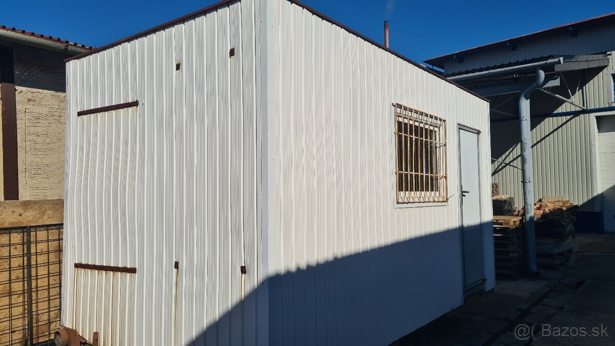 Predáme staršiu maringotku v zachovalom stave