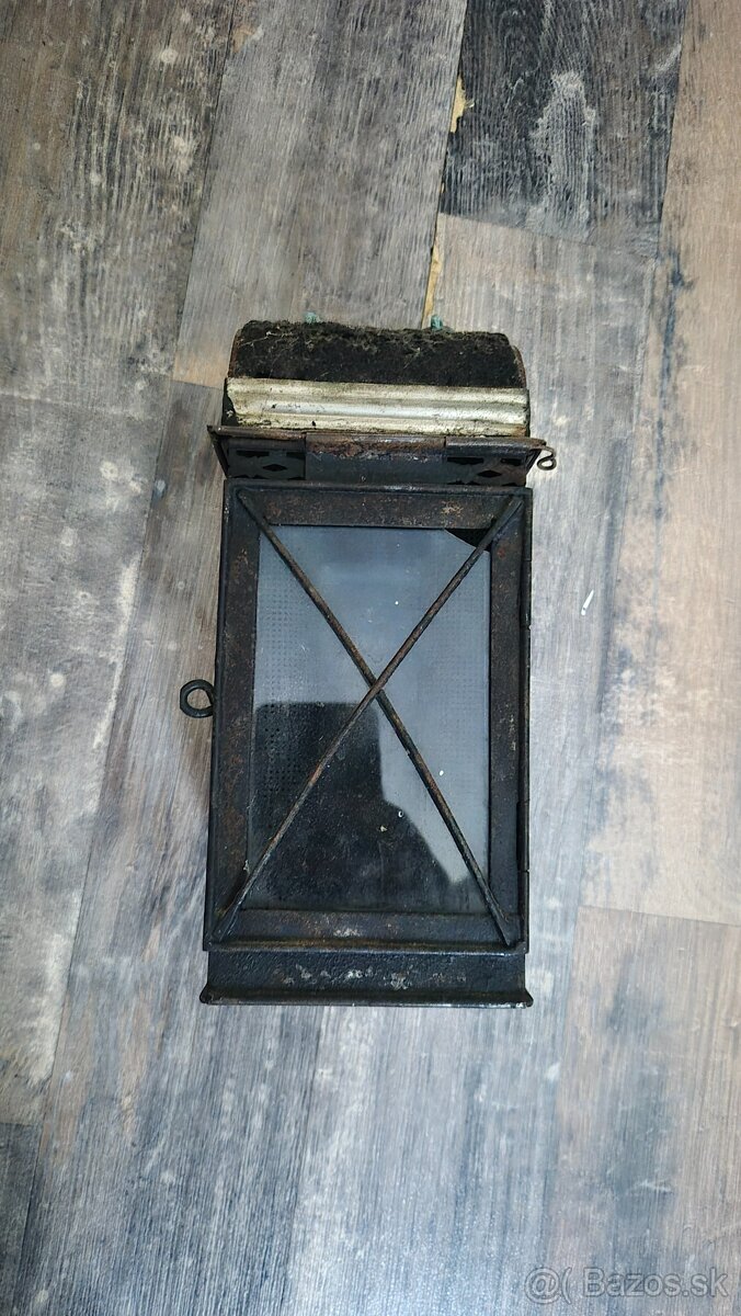 Vojenský lampáš