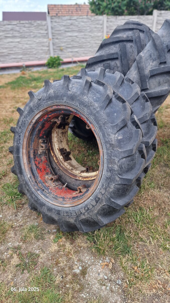 Predám predné kolesa na Zetor 9.5-24 + zavazia do zadných k