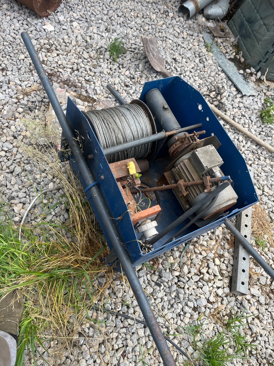 Elektricky navijak zdvihak vrátek