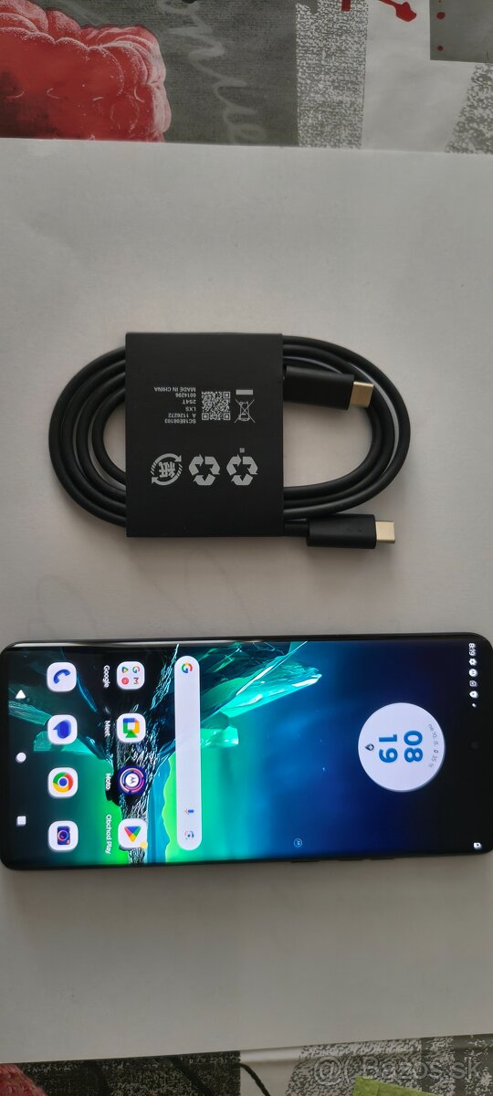 Predám Motorolu Edge 40 Neo