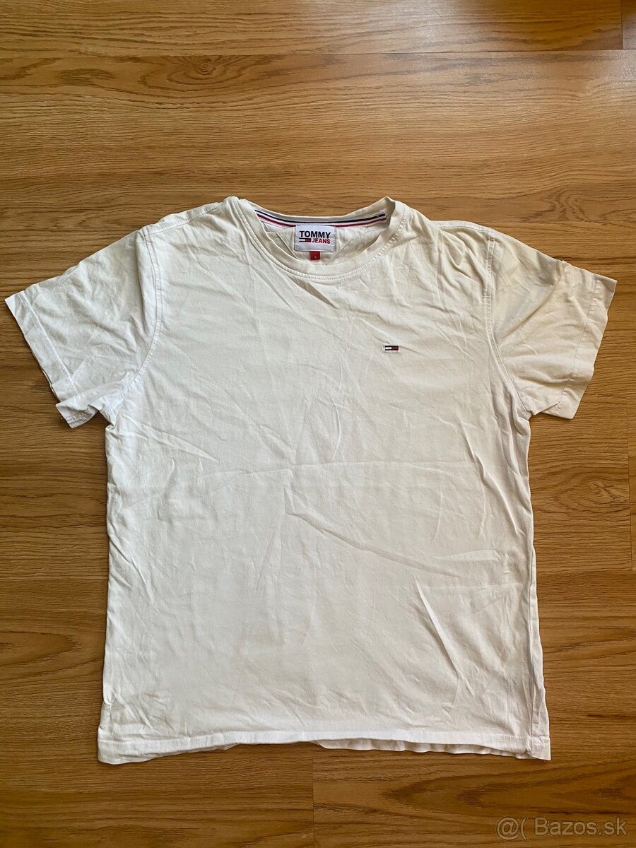 biele tommy hilfiger tričko velkost S