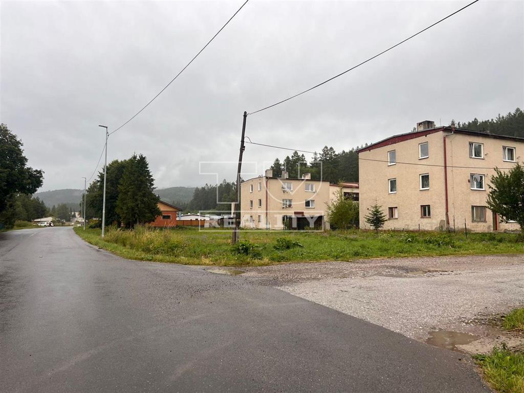 TUreality predáva stavebný pozemok v tichej lokalite...