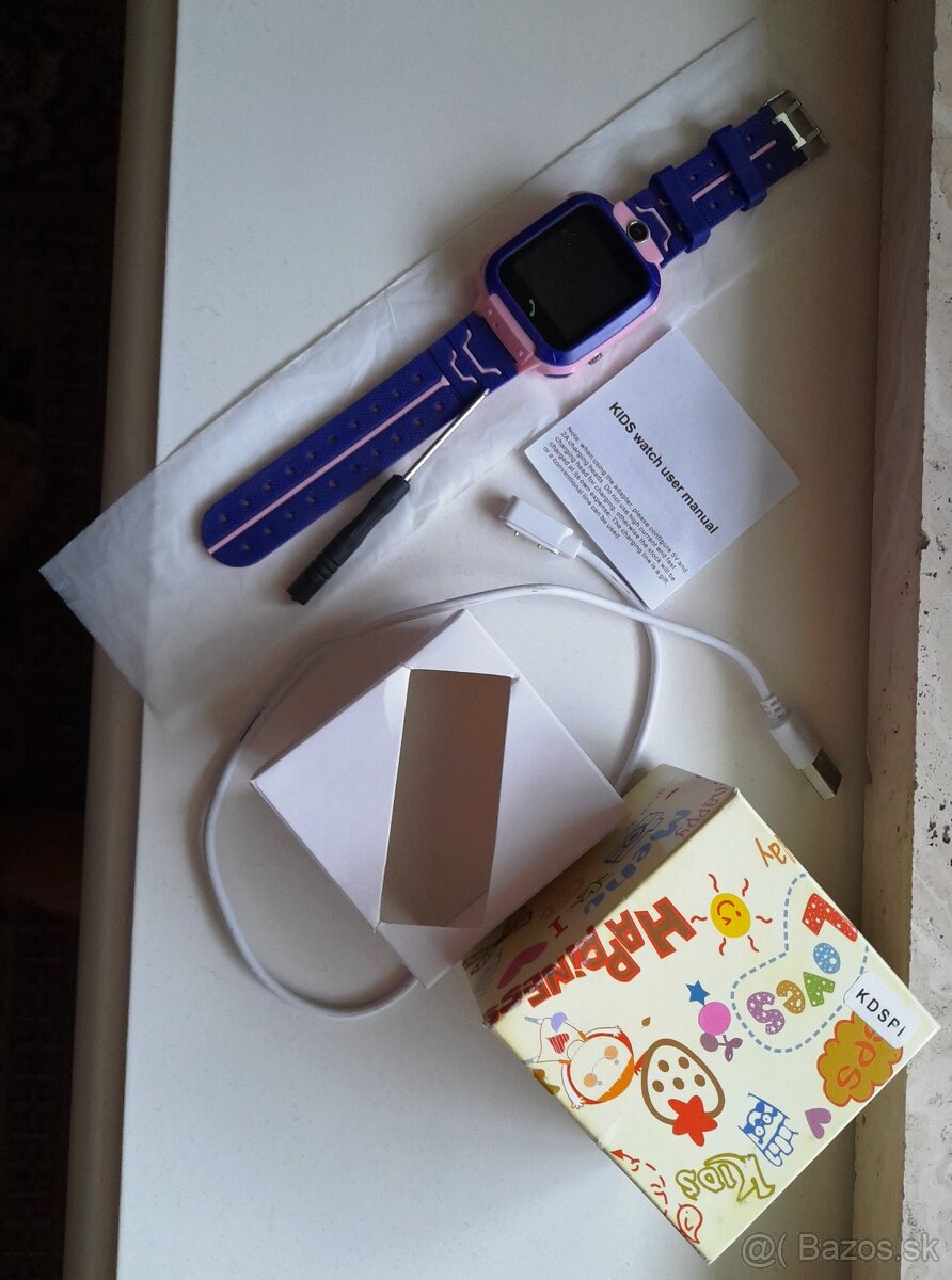 Predám úplne nové hodinky na SIM kartu len rozbalené a vyskú