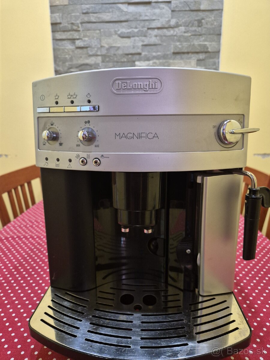 Predám Delonghi ESAM