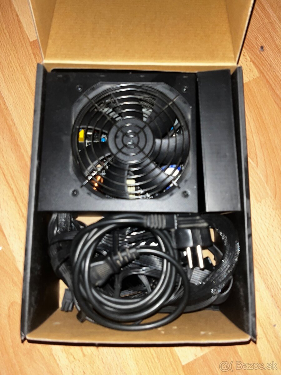 Fortron Hydro 600W Bronze PSU/Zdroj
