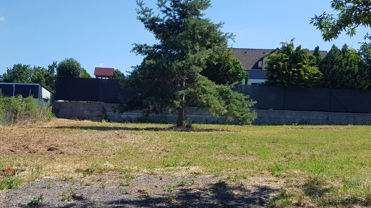 Predám stavebný pozemok pre RD Nitra - Šúdol.