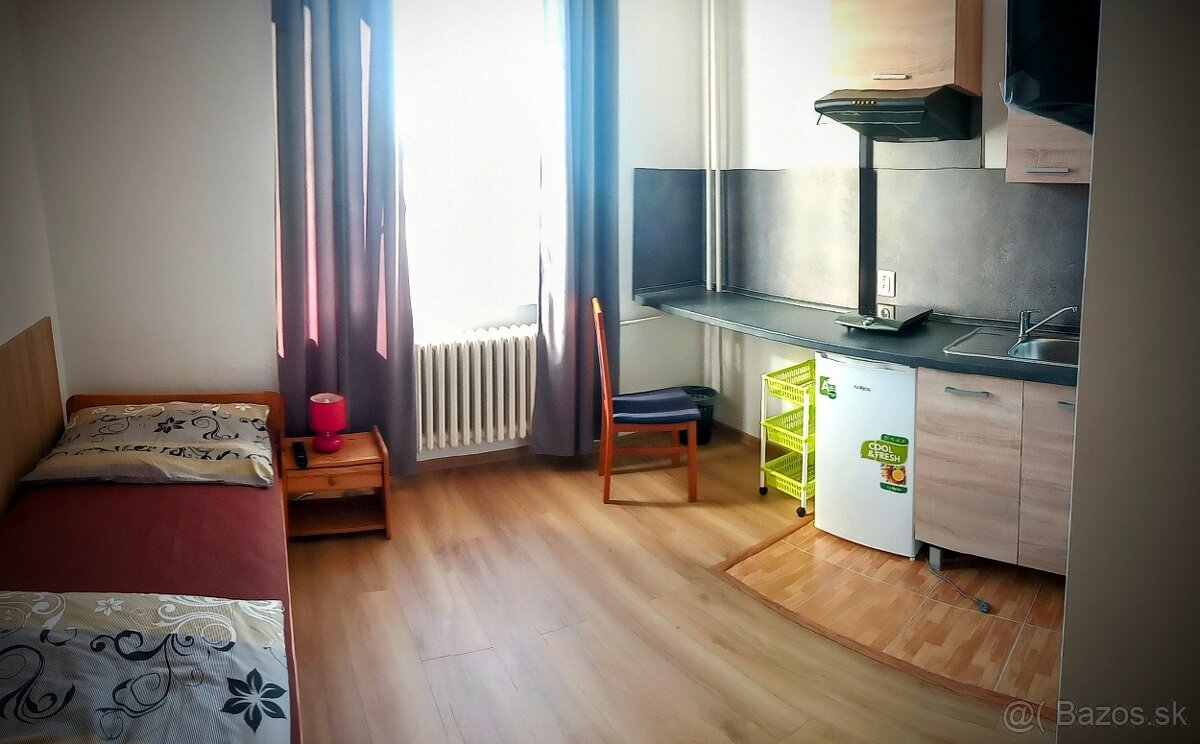 Dlhodobé a krátkodobé komfortné ubytovanie Bydos Nováky