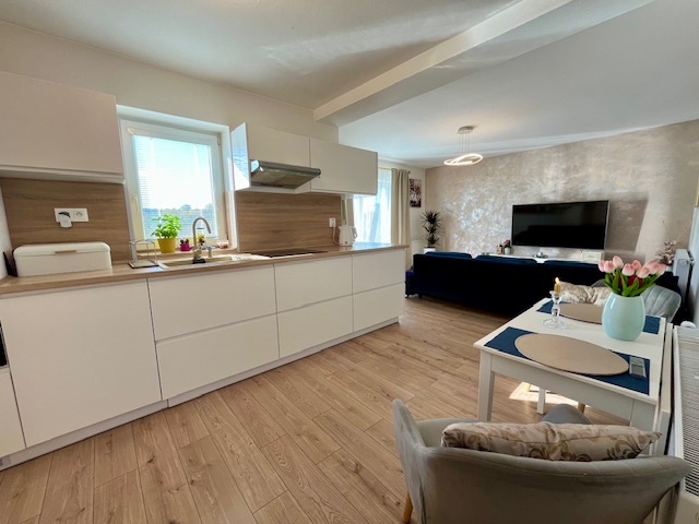 3-izb. rodinný dom, Sľažany, zariadený