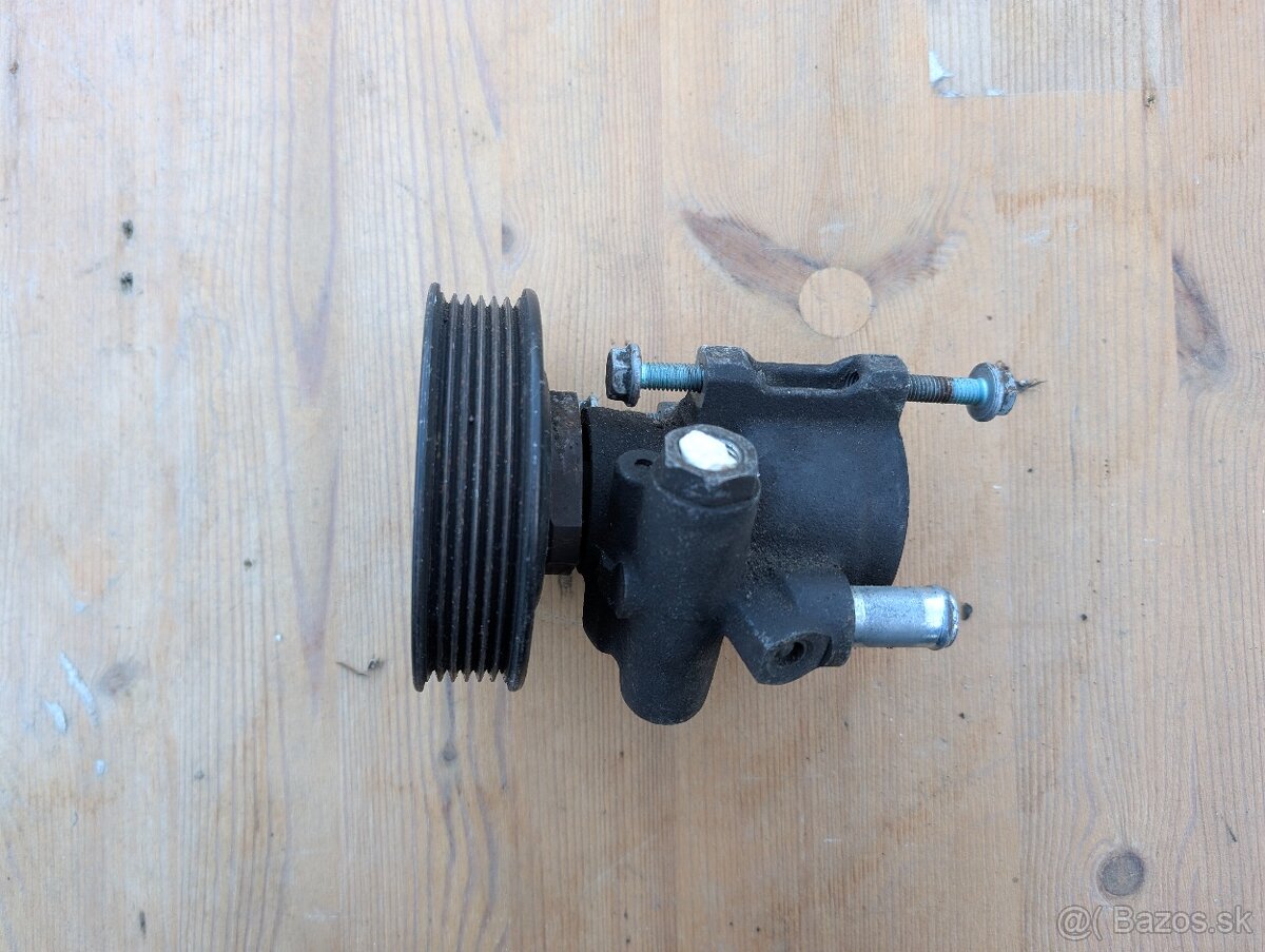 VW Polo Lupo servo čerpadlo