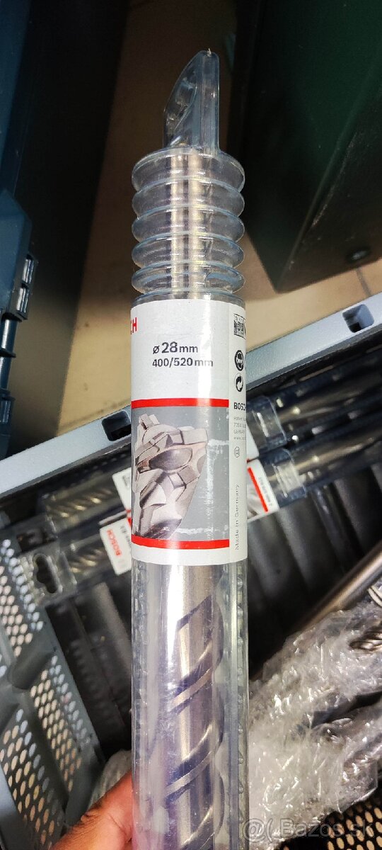 Predam novy vrtak Bosch SDS-max 28x400mm 2608586785