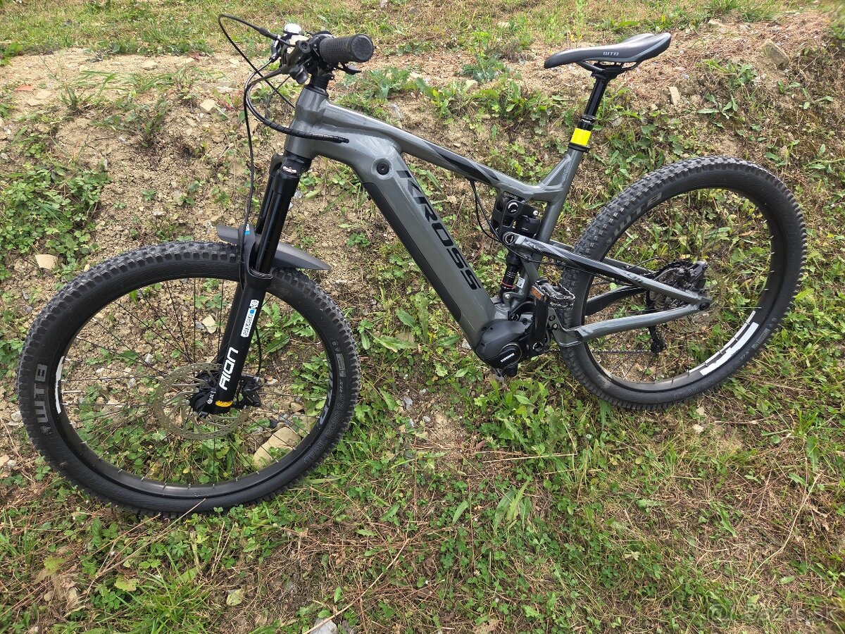 Horsky elektrobicykel celoodpruzeny ram M pneu 27,5