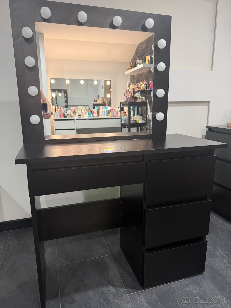 Toaletný Stolík čierny