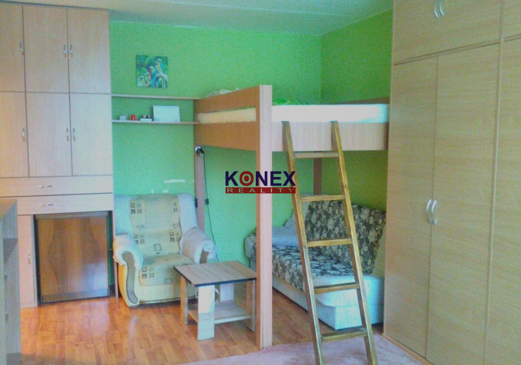 SUPER PONUKA 1-izbový byt na Sládkovičovej ul. v Košiciach
