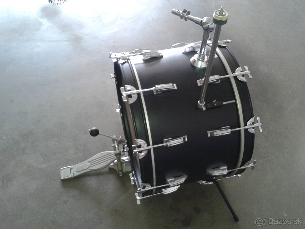 Predam Amati kopák 22"+pedal+hardware  89 eur
