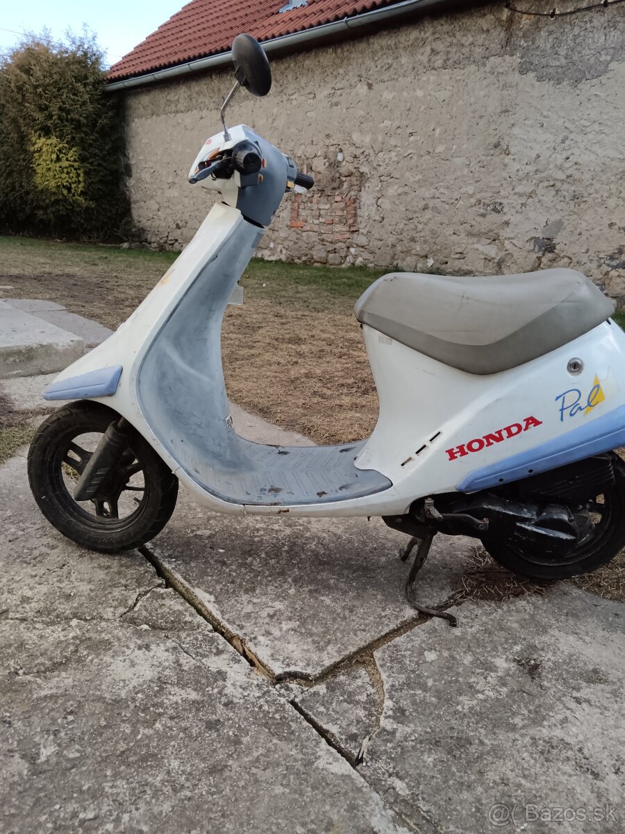 Honda Pal