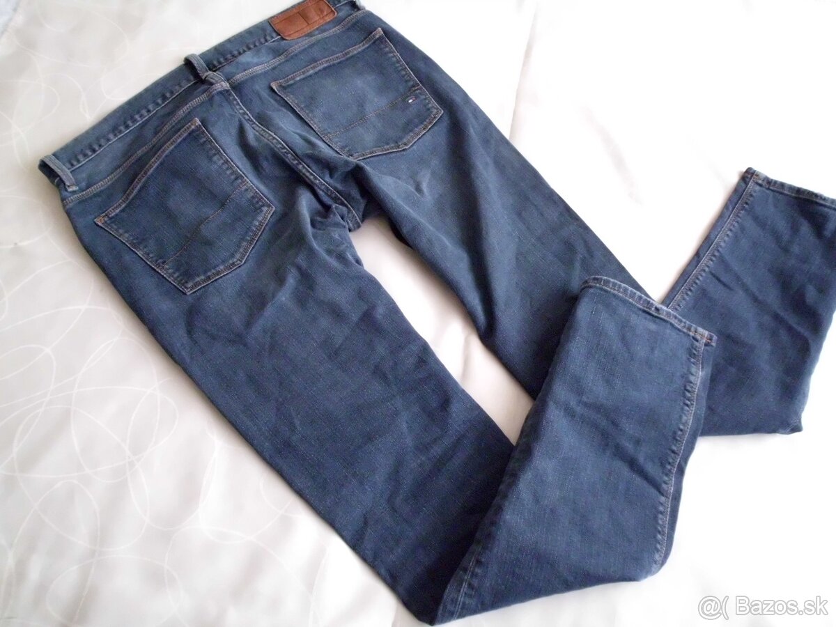 Tommy Hilfiger pánske rifle stretch M 33/32