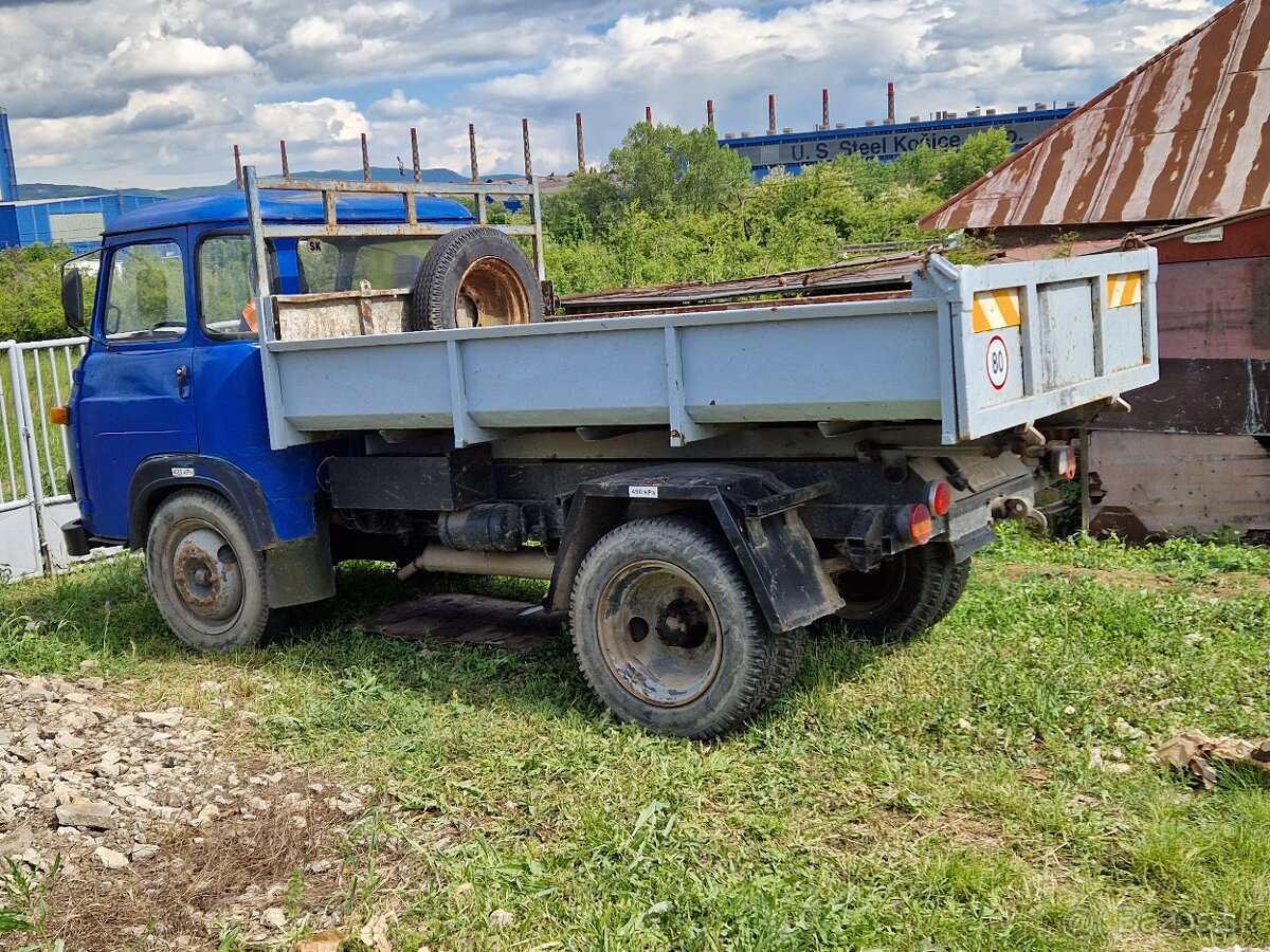 AVIA 30.. sklápač... vyklápač BEZ SPZ