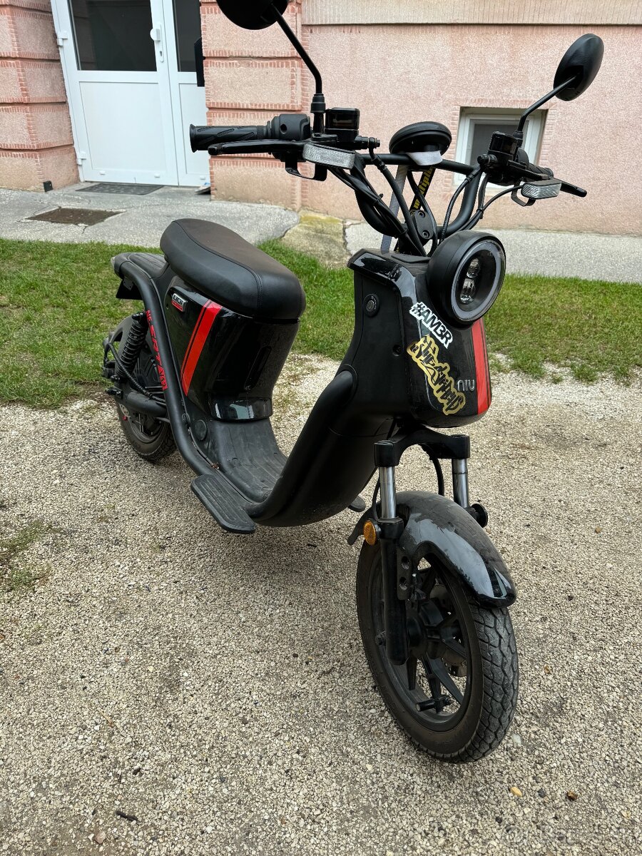 Elektricka kolobežka ňiu uqi