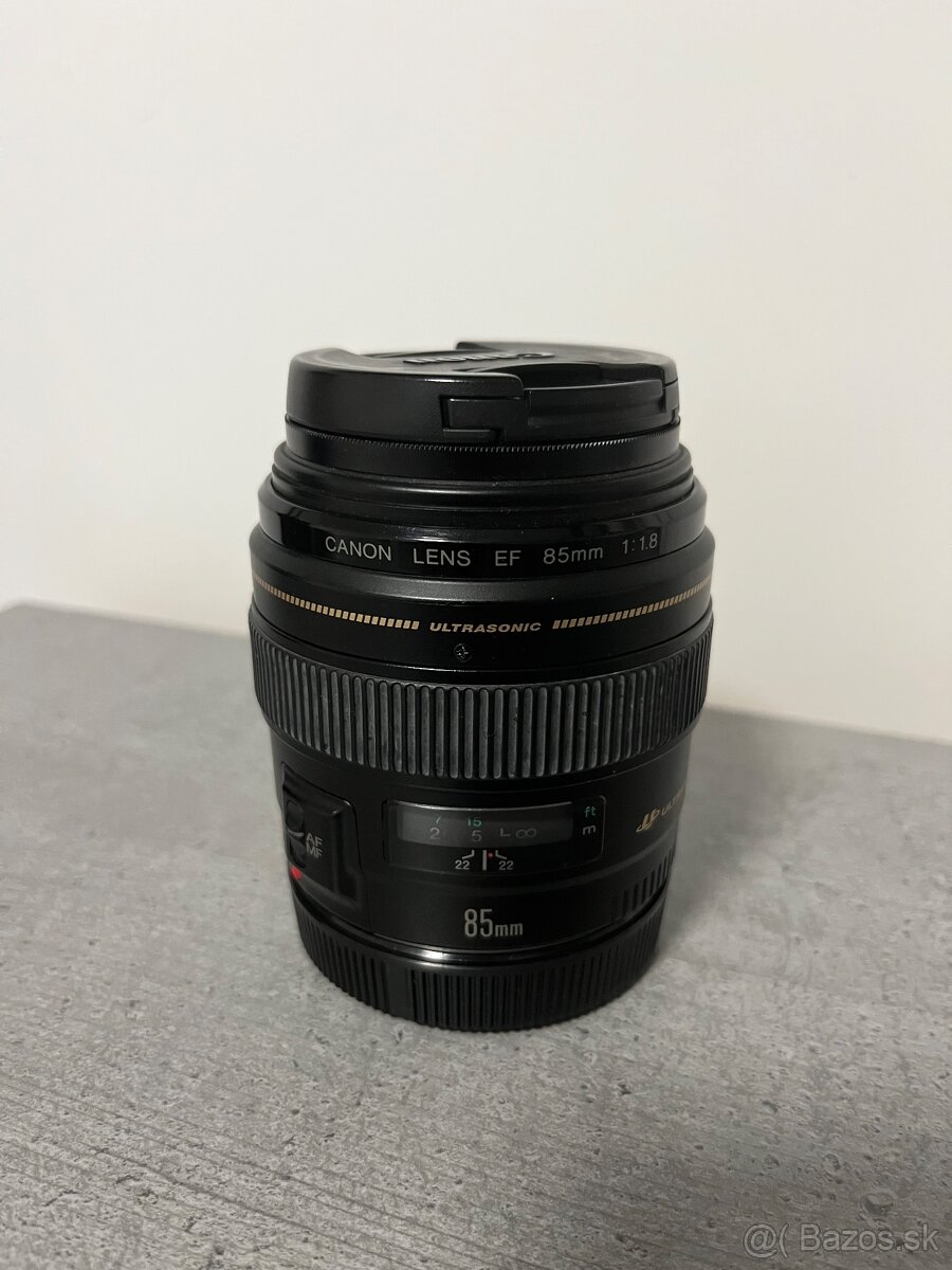 Canon EF 85mm f/1.8 USM