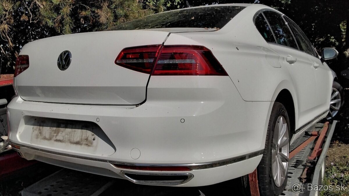 Volkswagen Passat B8 2.0 TDi 2017 DVERE, NÁRAZNÍK ZADNÝ, ZAD