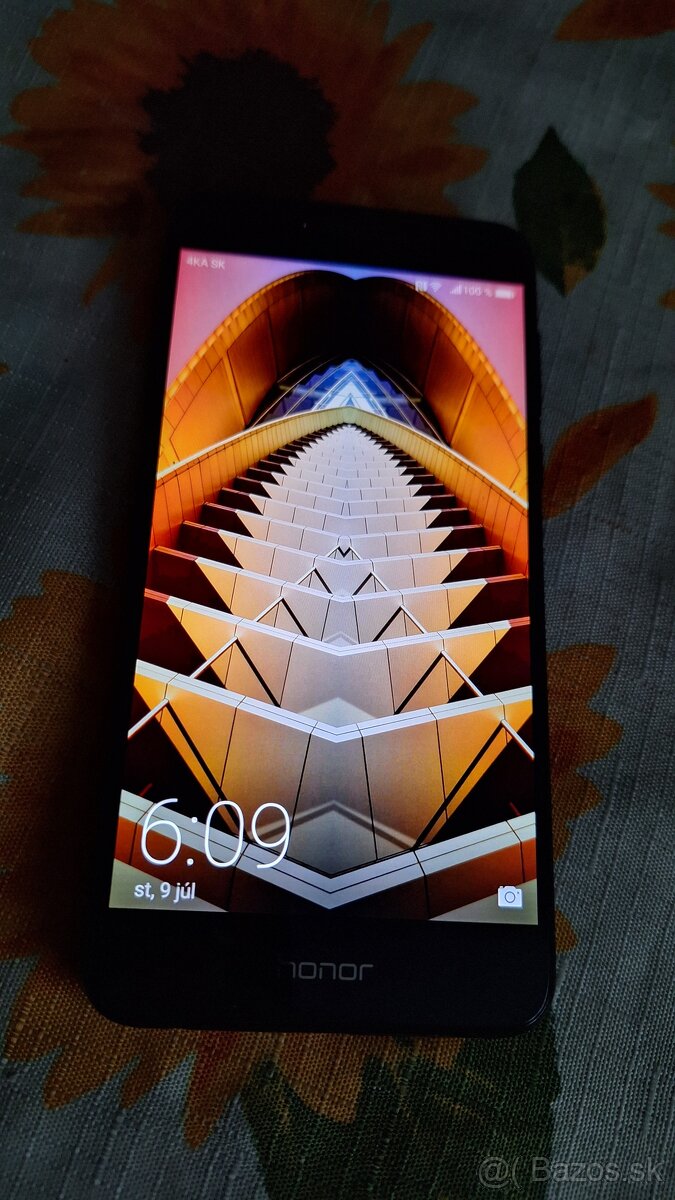 Honor 8 4/32GB android 7 dual sim
