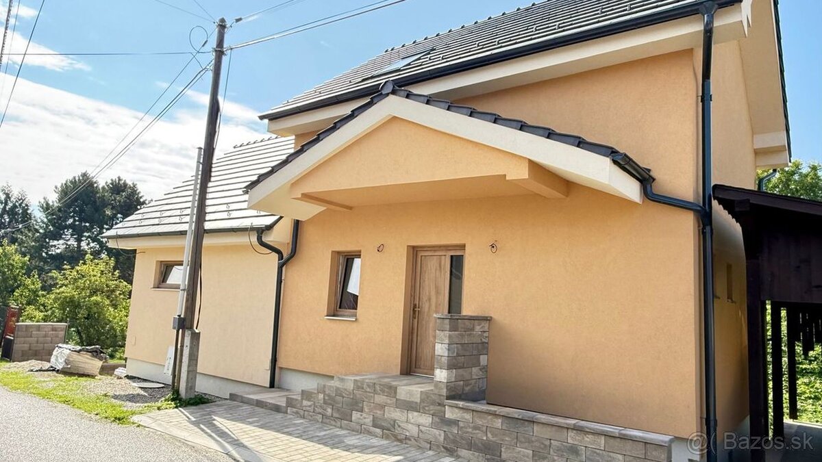 JANOVÍK NOVOSTAVBA 3 IZBOVÝ RD, TERASA, PIVNICA