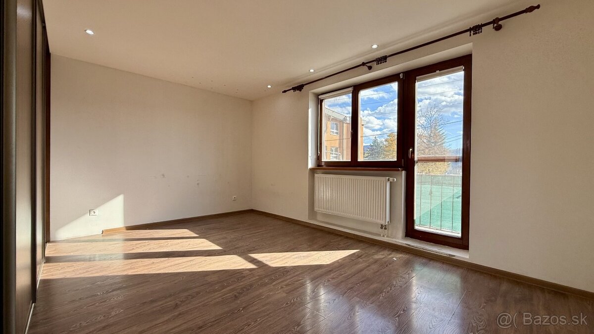 Priestranný byt v Beluši