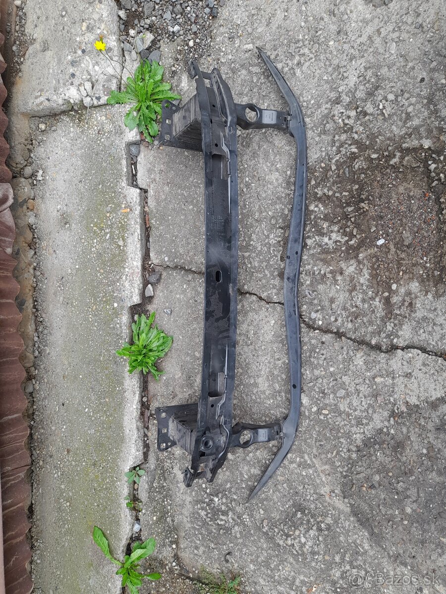 Predná vyztuha nárazníka caddy