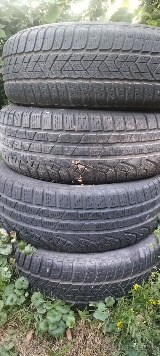 Pirelli sotozero r16