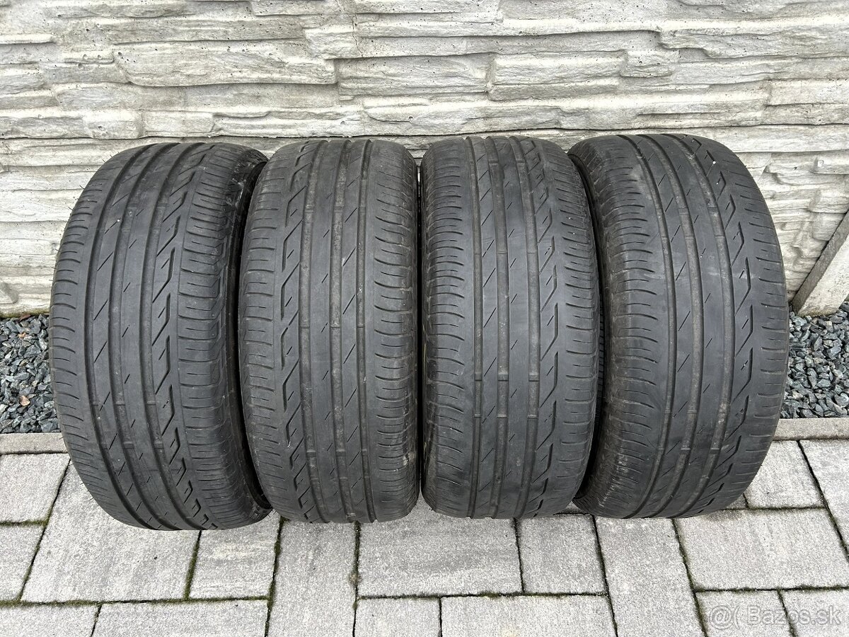 225/55 R16 Bridgestone