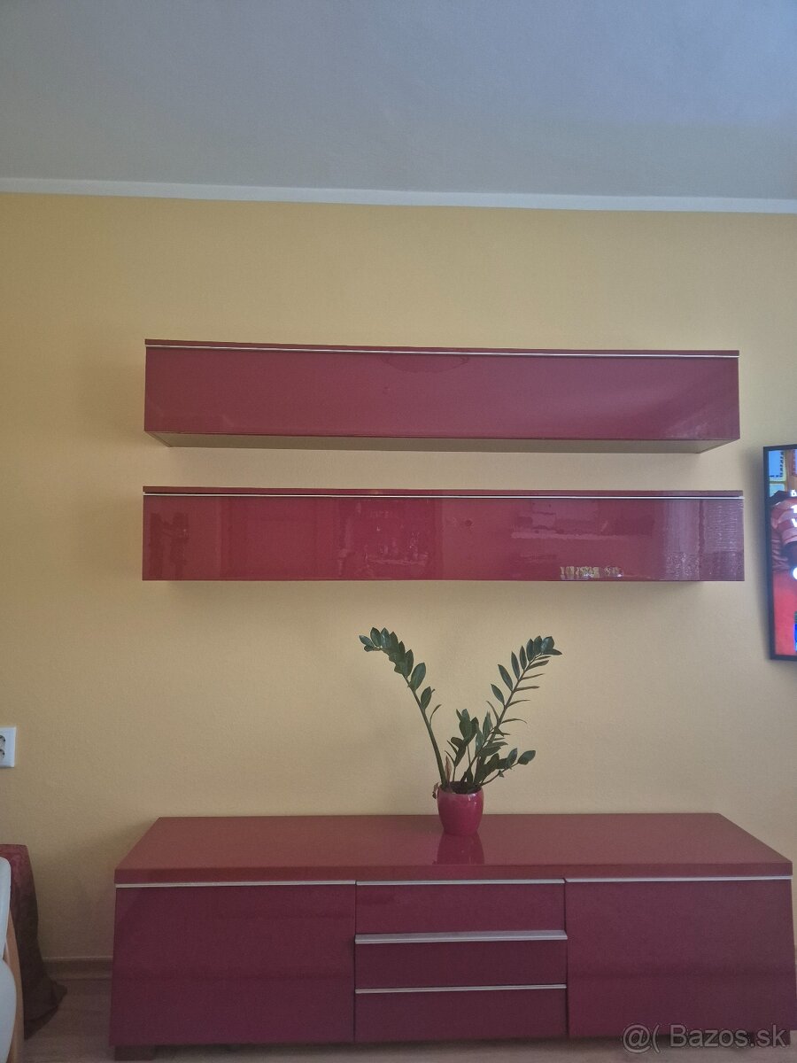 Ikea obývacia stena