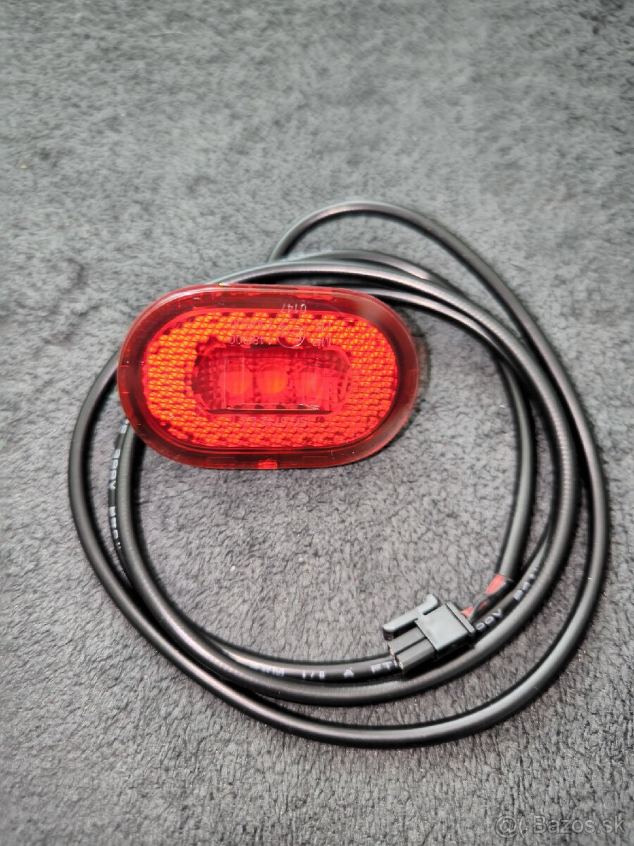 Zadné svetlo xiaomi Mi4