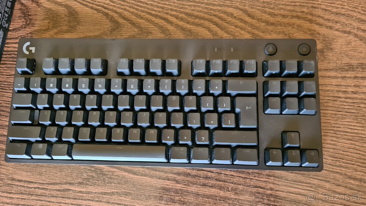 predám Klávesnicu RGB Logitech G PRO