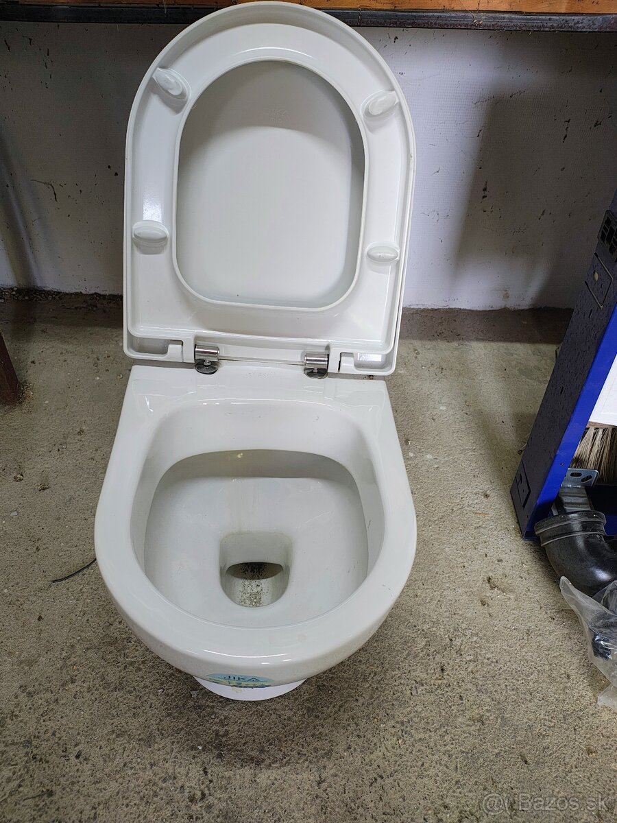 Závesné WC Jika