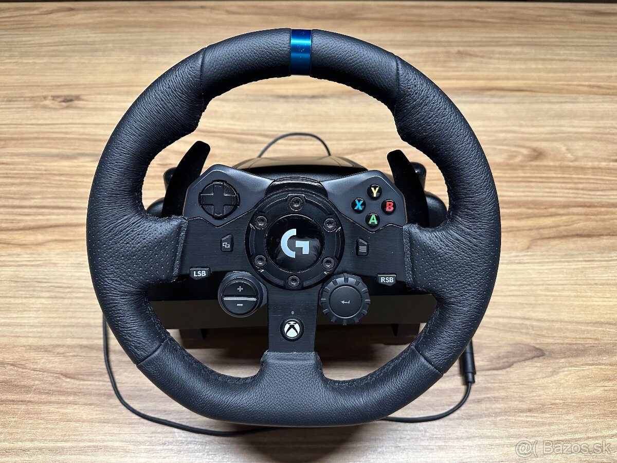 Predám volant s pedálmi Logitech G923 Driving Trueforce